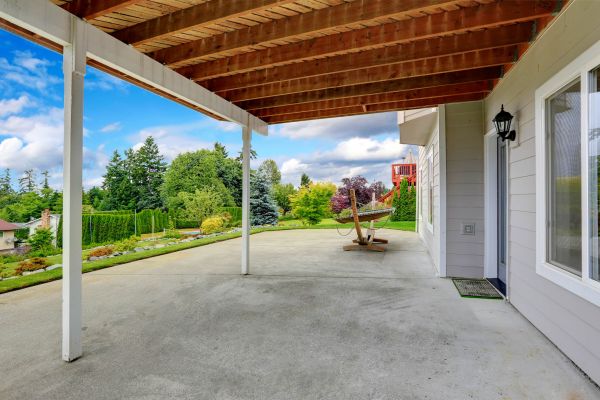 Cost of Patio Flooring Installation in Thousand Oaks