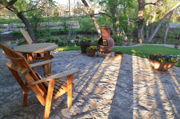Cost of Stone Deck Installation in Thousand Oaks