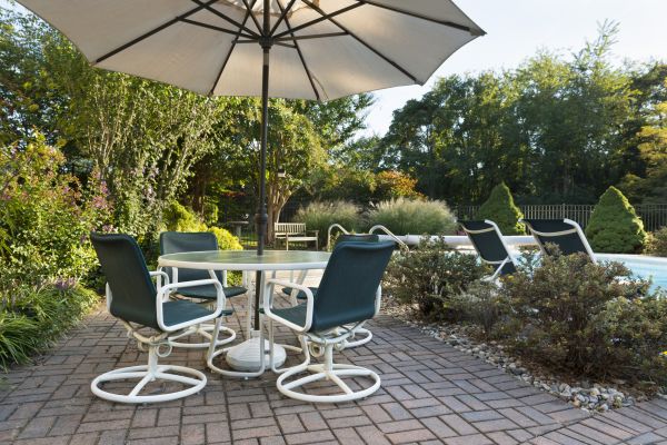 Cost of Paver Deck Construction in Thousand Oaks