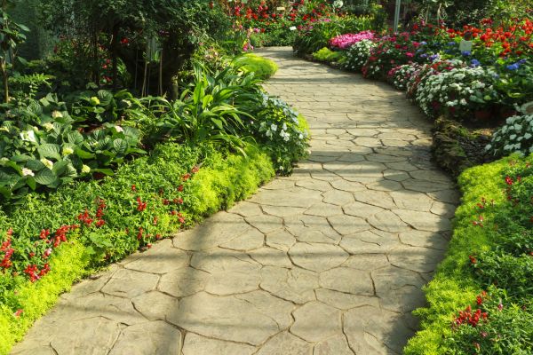 Cost of Stone Pathway Service in Thousand Oaks