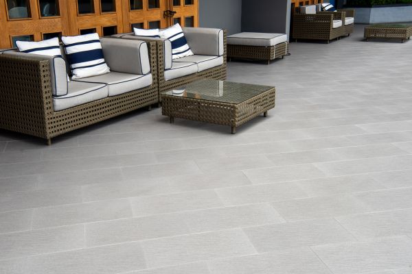 Cost of Outdoor Flooring Service in Thousand Oaks